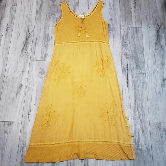 V-I-Petites Yellow Sleeveless Embroidered Maxi Dress Womans M/M - Picture 1 of 9